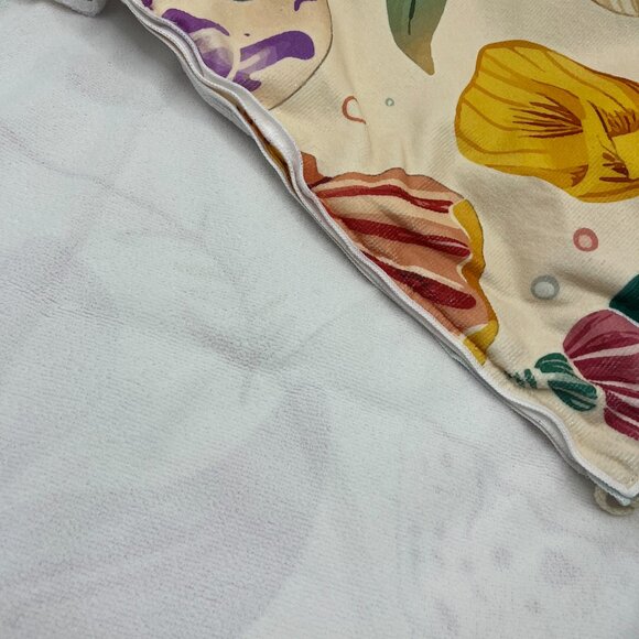 2-in-1 Foldable Beach Towel & Printed Bath Towel with Storage Pouch - Picture 5 of 6